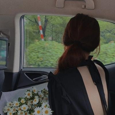 超模之女校园霸凌，被批炫富，一个月持续发酵